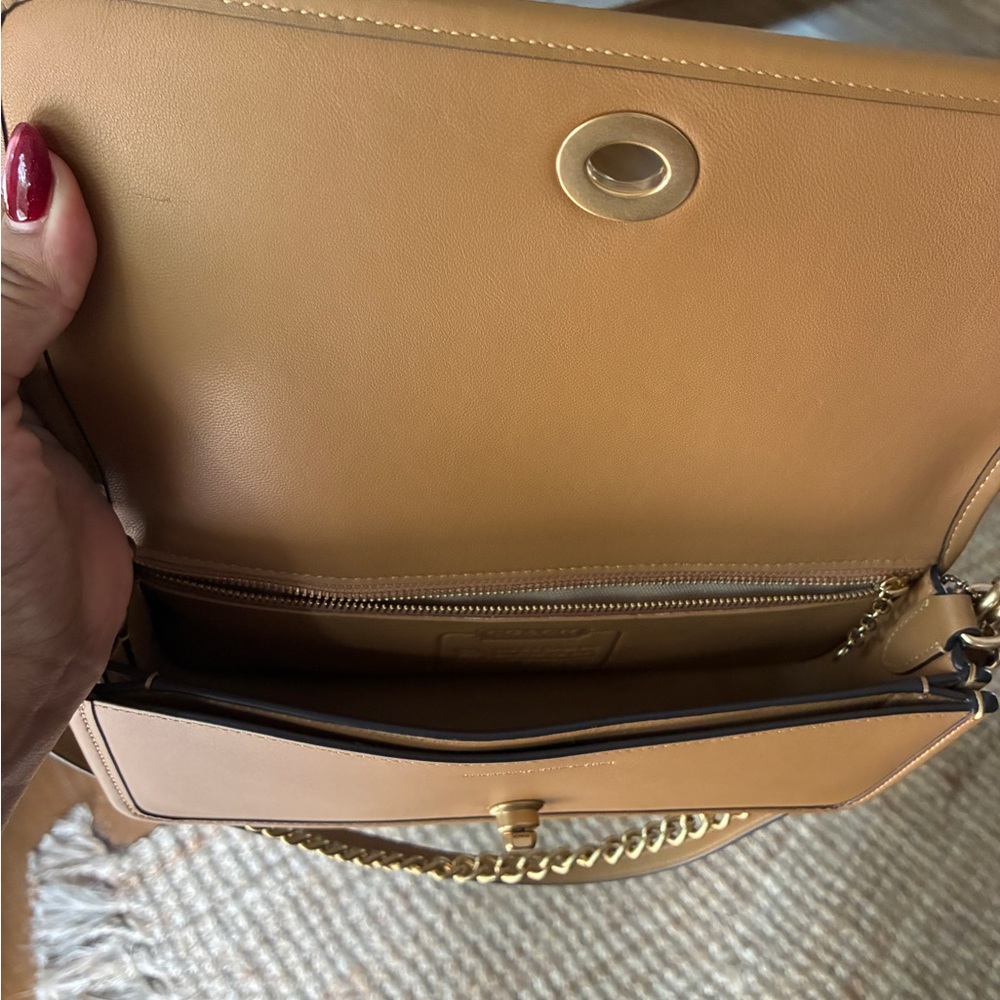 Coach Dinky 1974 - Honey Brown | Tan Leather Shoulder Bag with Gold Hardware - Picture 9 of 10